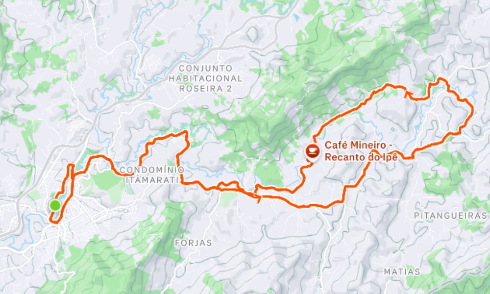 Ciclistas no trajeto Desafio em Extrema